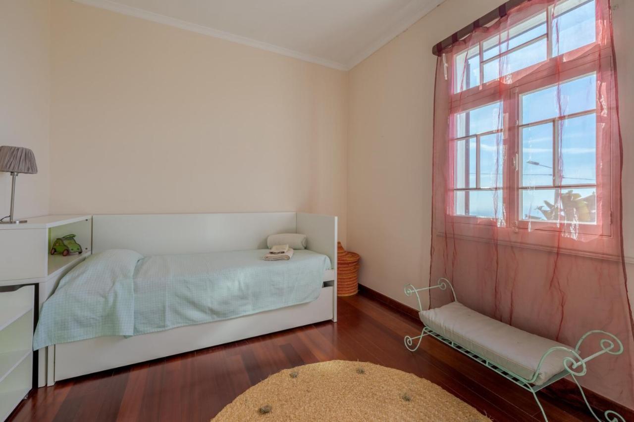 Cozy Villa Flora By Hr Madeira Estreito Da Calheta Bagian luar foto